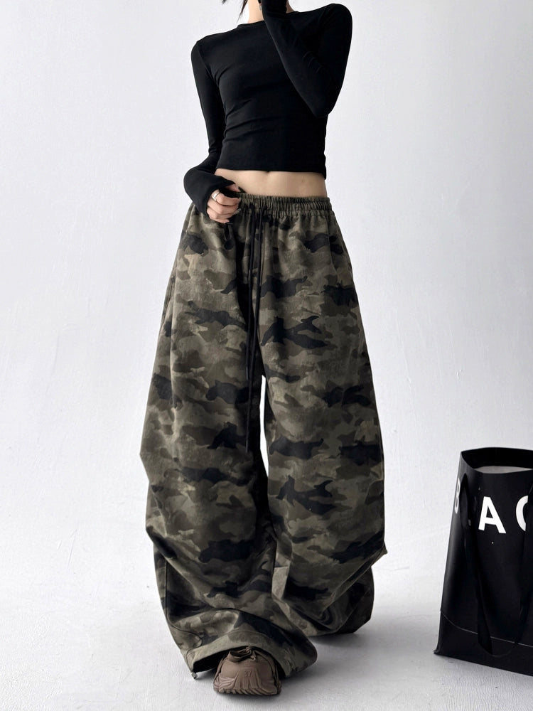 Calça Wide Camuflada