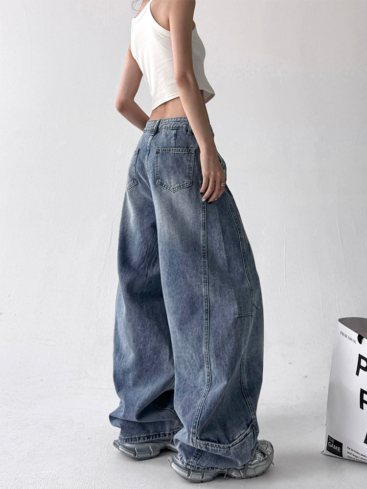 Calça jeans azul desbotada