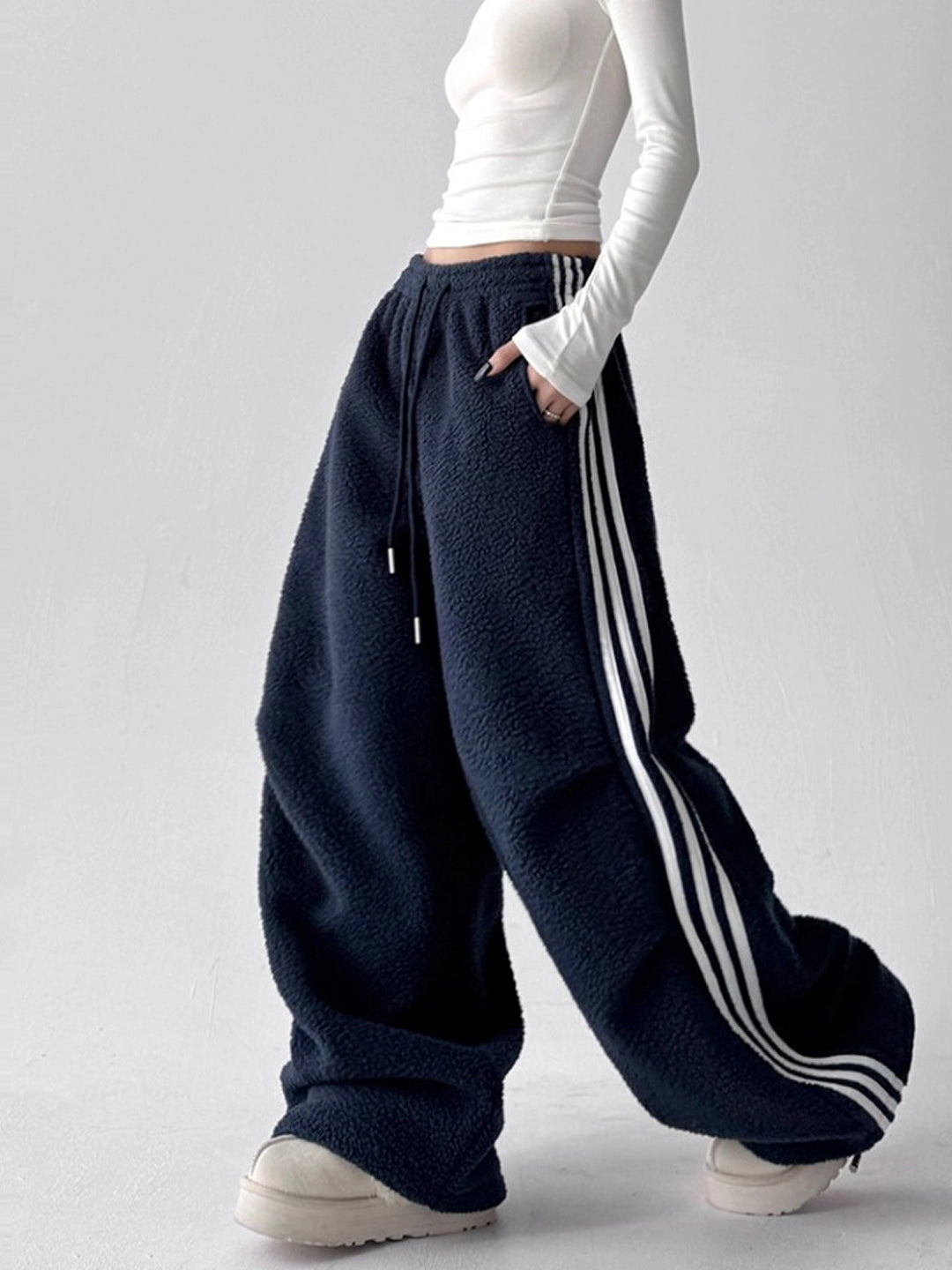 Calça Wide Moletom Track