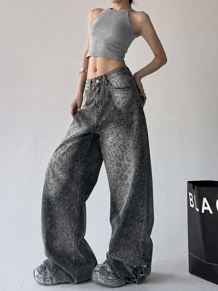 Calça jeans com estampa de leopardo Cinza